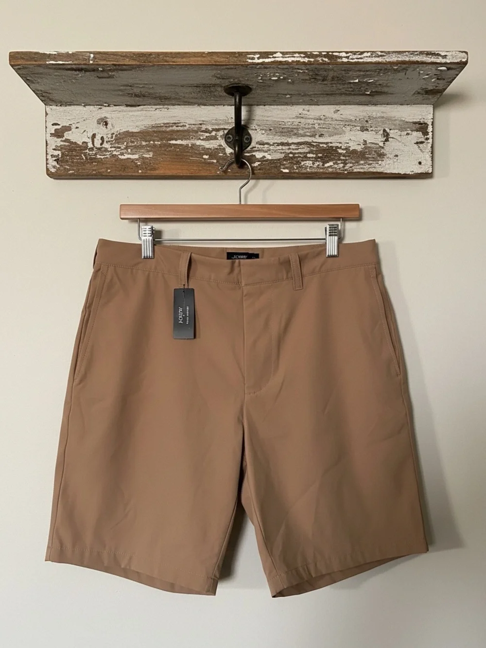 J Crew Men's 9” Tech Shorts Stretch Performance Chino Shorts - Tan- Size 31